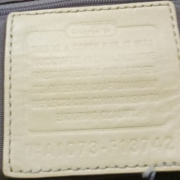 Purses - Picture 7 of 11